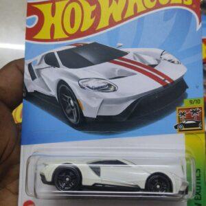 Hot Wheels 17 Ford GT