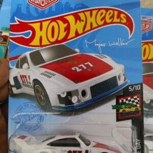 Hot Wheels Porsche 935 (Imported Card) Check card condition