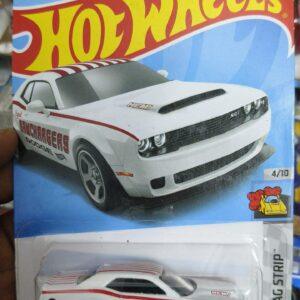 Hot Wheels Dodge Challenger SRT DEMON