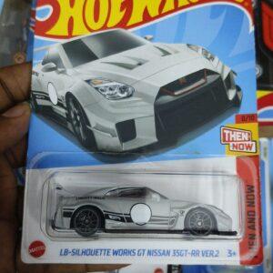Hot Wheels LB-Silhouette Works GT Nissan 35GT-RR VER.2