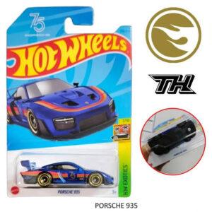 Hot Wheels Porsche 935 (With Protector)