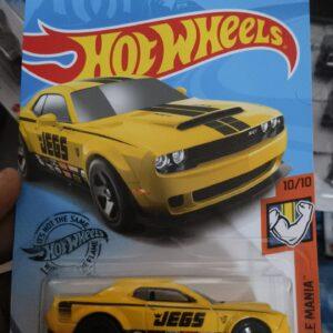 Hot Wheels Dodge Challenger srt demon - 2020