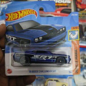 Hot Wheels 15 Dodge Challenger SRT